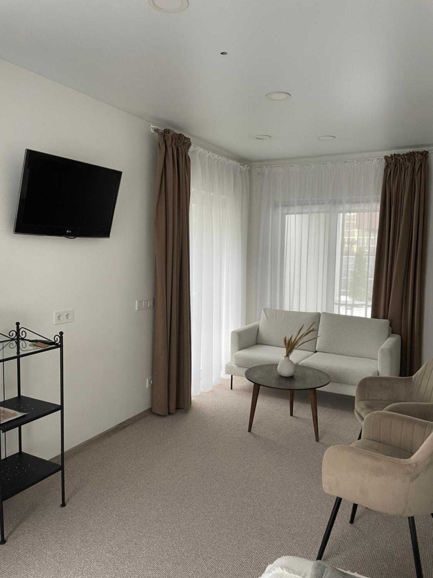 Izabeles Apartamentai パランガ エクステリア 写真